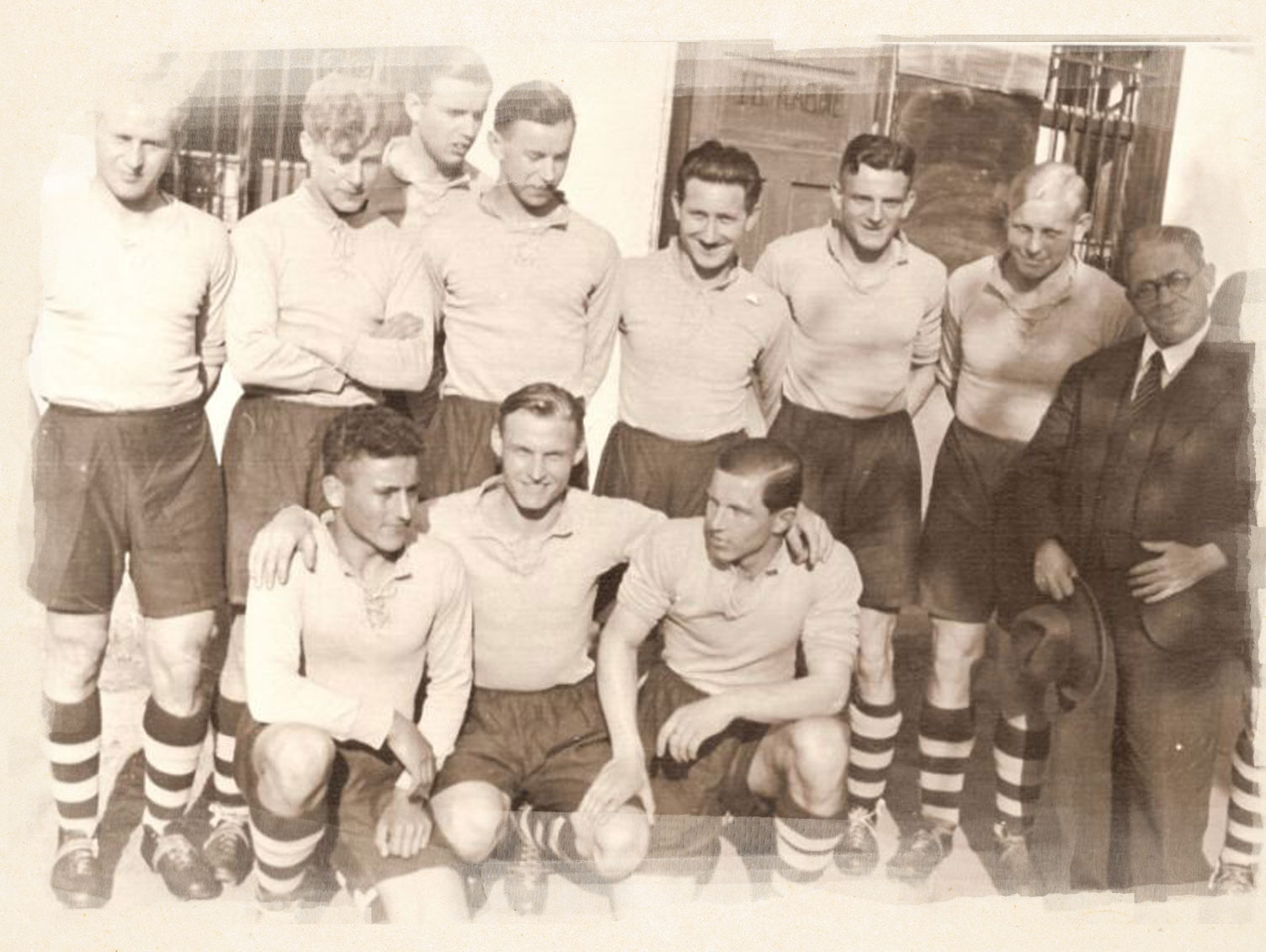 GAK 1902 History